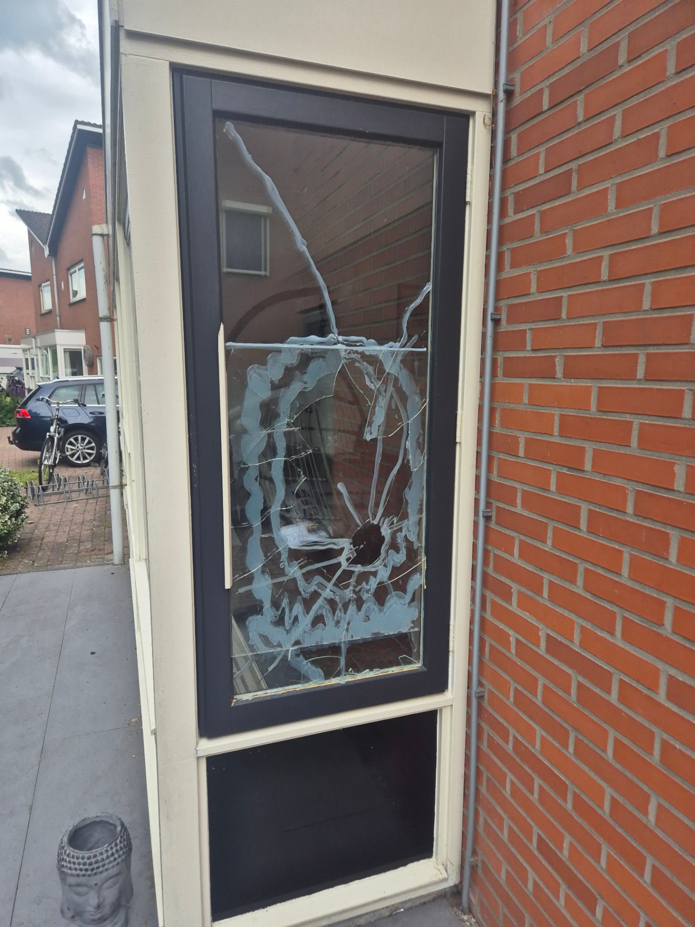 Glasschade aan voordeur